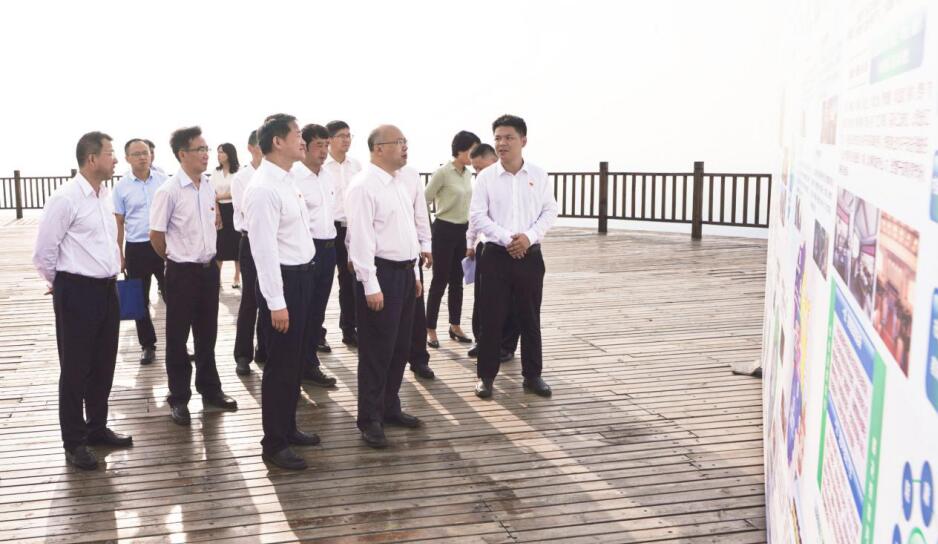 省委常委、组织部长王正谱到四川尊龙凯时集团调研指导工作